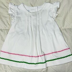 Little English white pintuck flare top with ric rac trim and ruffled sleeves sz4